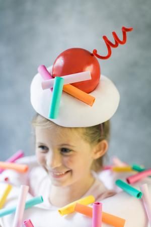 Cupcake Halloween Costumes, Cake Costume, Cupcake Costume, Childrens Fancy Dress, Diy Cupcakes, Diy Kostüm, Diy Halloween Costume, Fancy Dress For Kids, Diy Headband