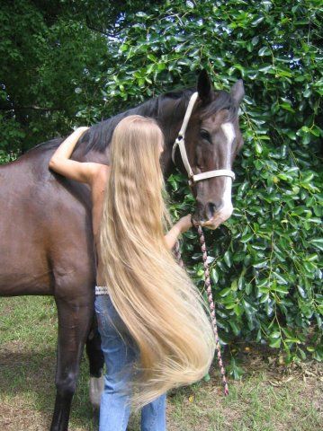 Long Healthy Hair, Rapunzel Hair, Long Hair Pictures, Really Long Hair, Super Long Hair, Long Blonde, Very Long Hair, Long Blonde Hair, Beautiful Long Hair