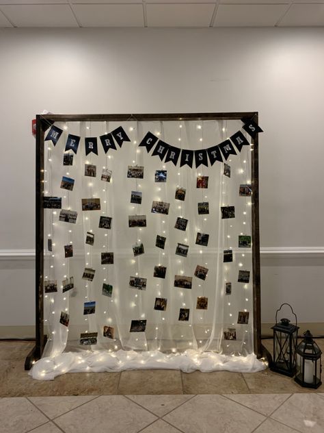 Picture Wall Ideas For Party, Photo Wall Collage Party, Photography Party Theme, Photo Wall For Party, Photowall Ideas Party, Photo Wall Party, Farewell Decoration Ideas, Easy Backdrop Ideas, Easy Backdrop Ideas Diy