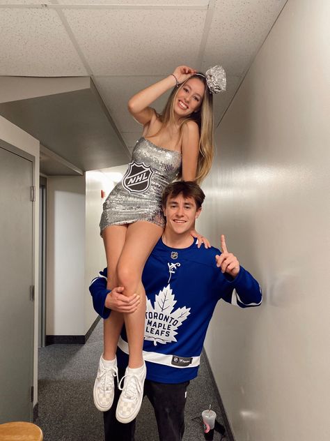 Nhl Couple Costume, Boxers Couples Costume, Hockey Halloween Costume Couple, Stanley Cup And Hockey Player Costume, Couple Halloween Costumes Stanley Cup, Stanley Cup Halloween Costume, Cute Couple Halloween Costumes College, Bf Gf Costumes, Boyfriend And Girlfriend Halloween Costumes