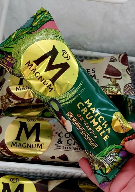 Matcha Snacks, Matcha Japan, Magnum Ice Cream, Belgian Chocolate, Ice Creams, Food Obsession, Tea Leaves, Green Tea, Matcha