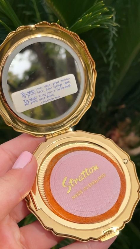 vuloxvanity on Instagram: Vintage Stratton compact💖 • • • • • #vintagecompact #vintagemakeup #vintagebeauty #vintagecosmetics #makeuphistory #makeupcollector… Time Machine, Leg Tattoos, Hair Makeup, Blush, Bring It On, Tattoos, Makeup, Hair, On Instagram