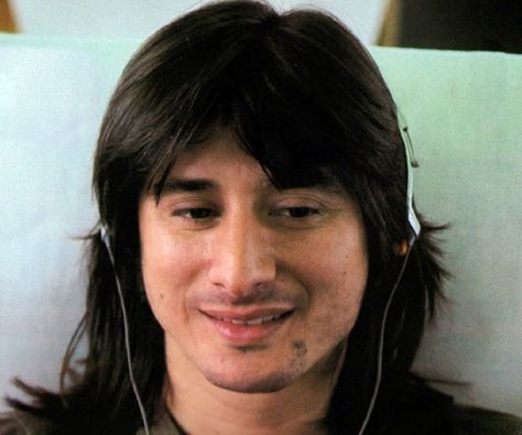 A behind-the-scene look at the life of Steve Perry. Happy Birthday Steve, Wheel In The Sky, Neal Schon, Journey Band, Journey Steve Perry, Steve Perry, Stylish Face Mask, Face Mask Fashion, Famous Americans