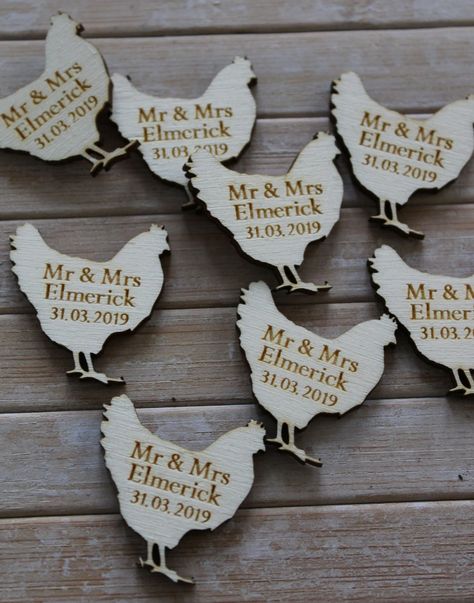 Farm Theme Wedding, Chicken Wedding, Chicken Hen, Table Confetti, Birthday Table, Wedding Tables, Farm Theme, Theme Wedding, Farm Wedding