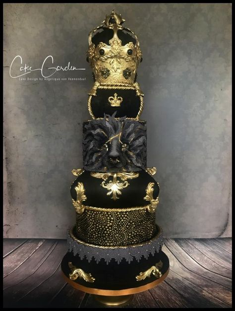 Royal Wedding Cake by Cake Garden Houten  - http://cakesdecor.com/cakes/317062-royal-wedding-cake Versace Cake, Cake For Wedding, Cake Competition, Huge Cake, Extravagant Wedding Cakes, Royal Wedding Cake, Royal Cakes, Black And Gold Wedding, Black Wedding Cakes