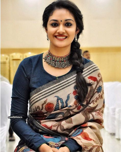 Shopzters | #StyleDiaries of Keerthi Suresh Blouse Pattern Indian, Keerthi Suresh, Cotton Saree Blouse, Keerthy Suresh, Saree Models, Blouse Neck Designs, Blouse Designs Latest, Fancy Blouses, Blouse Design Models