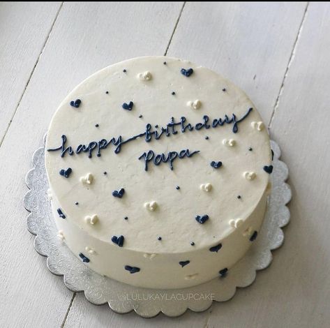 Happy Birthday Papa Cake, Bolo Taylor Swift, Happy Birthday Papa, Letter Cake, Simple Cake Designs, Mini Cakes Birthday, Cute Baking, Creative Birthday Cakes, Simple Birthday Cake