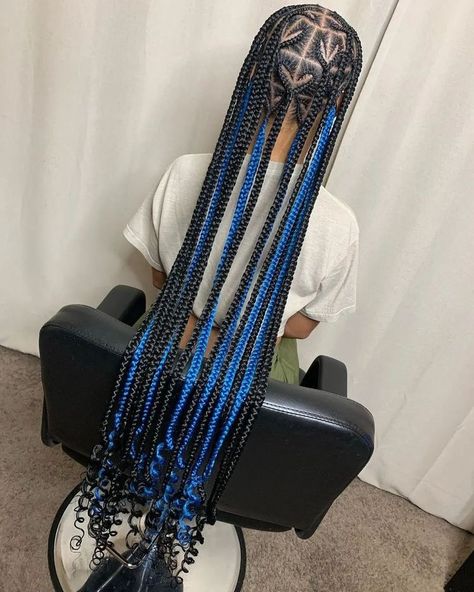 Heart Braids Hairstyle, Cornrow Heart, Hairstyle Ideas For Black Women, Heart Braids, Heart Braid, Natural Hair Twist Out, Big Box Braids Hairstyles, Colored Braids, Feed In Braids Hairstyles