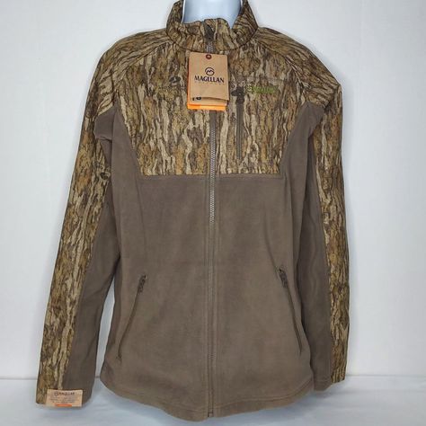 Camouflage Fleece Jacket Full-Zip W/ Pockets ~~ Realtree Max 5 Camo ~~ ~~ Hunt Gear ~~ This Full Zip Fleece Jacket Offers Ultimate Warmth Without The Bulky Size Of A Coat. Unique Design Full Zip Closure Embroidered Logo Quarter Top Camo Honeycomb Weave Inner Two (2) Side Zip Pockets One (1) Front Zip Pocket (Chest) Mag Wick Technology ~ Mag Chill ~ Mag Fresh Camouflage Pattern: ~ Realtree Max 5 Camo Relaxed Fit Size: X-Large (Youth) Material: ~ Cotton ~ Polyester Please Refer To Photo Gallery Fo Honeycomb Weave, Red Fleece Jacket, Grey Fleece Jacket, Western Fits, Western Stuff, Country Style Outfits, Western Wear Outfits, Western Life, Christmas Clothes