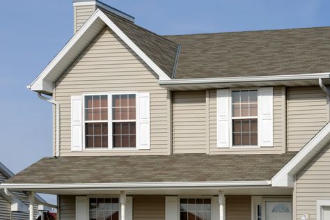 Dark Grey Vinyl Siding, Vinyl Siding Styles, Grey Vinyl Siding, House Gutters, Siding Styles, Black Window Frames, Seamless Gutters, Siding Options, Siding Colors