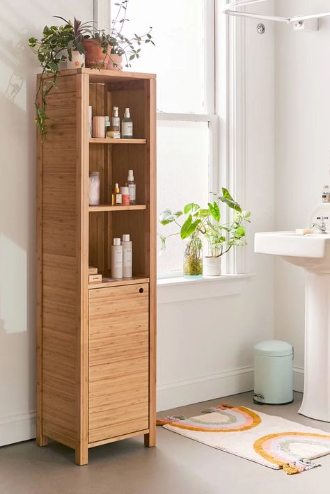 Toiletry Storage Bathroom, Bamboo Bathroom Ideas, Small Bathroom Ideas Storage, Modern Bathroom Storage, Diy Bathroom Storage Ideas, Interesting Furniture, Bathroom Furniture Storage, Pool Bathroom, Chic Bathroom