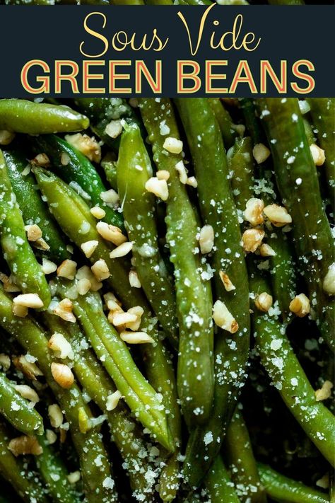 Sous Vide Green Beans are an easy and flavorful side dish that require just a few ingredients and minimal prep time. Enjoy perfectly tender green beans every time when you prepare them in your sous vide cooker! Sous Vide Beans, Sous Vide Green Beans, Sous Vide Recipes Vegetables, Sous Vide Side Dishes, Instant Pot Steamed Green Beans, Sous Vide Brussels Sprouts, Haricot Verts Recipe, Blanch Green Beans, Parmesan Green Beans