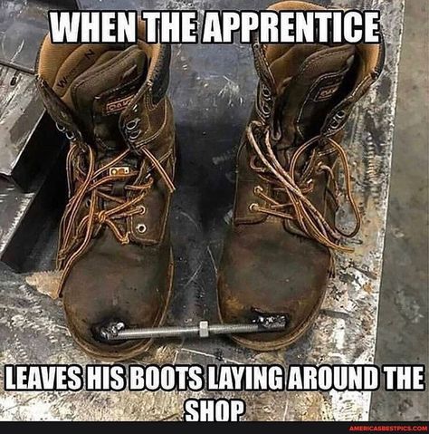 Ingenieur Humor, Welder Humor, Welding Memes, Construction Humor, Electrician Humor, Welding Funny, Mechanic Life, Mechanic Humor, Crazy Funny Memes