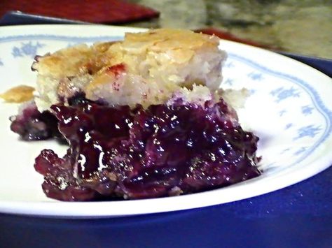 Old fashioned Blackberry cobbler Old Fashioned Blackberry Cobbler, Cobbler Crust, Blackberry Cobbler Recipe, The Historian, Blackberry Recipes, Blackberry Cobbler, I Am So Lucky, Vintage Dessert, Fruity Desserts