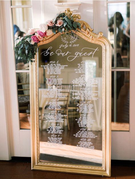 Quinceanera Sign In Ideas, Table Seating On Mirror, Mirror Table Chart Wedding, Seating Chart On A Mirror, Seating Chart Gold Mirror, Modern Wedding Seating Chart Ideas, Gold Mirror Table Seating Chart, Mirror Calligraphy Wedding, Wedding Seating Chart Ideas Mirror