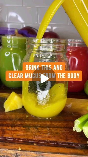 Glowing Skin Juice, Build Immune System, Cold Pressed Juice Recipes, Best Cough Remedy, Plant Medicine, Natural Drinks, Boost Your Immune System, Juicing For Health, Cold Pressed Juice