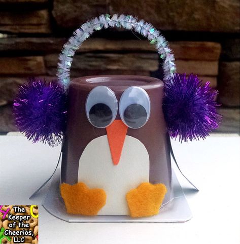 Christmas School Treats, School Christmas Party, Penguin Party, Kids Lunches, Classroom Treats, Pudding Cups, School Treats, Candy Crafts, Cup Crafts