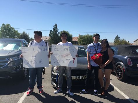 Promposal about cars Car Guy Promposal Ideas, Car Themed Promposal Ideas, Car Homecoming Proposal, Promposal Ideas For Him Cars, Car Themed Hoco Proposal, Car Guy Promposal, Car Proposal Ideas, Car Hoco Proposals Ideas, Car Promposal Ideas