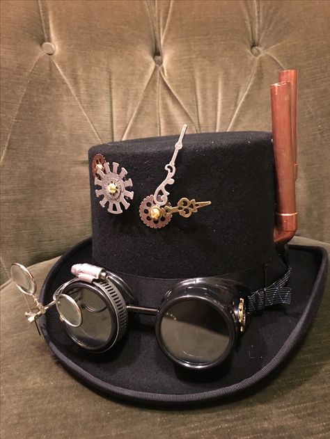 Steampunk hat Halloween costume time traveler Time Traveler Costume Diy, Steampunk Time Traveler Outfit, Steam Punk Halloween Costume, Time Travel Costume Ideas, Time Traveller Costume, Time Traveler Costume, Time Traveler Outfit, Punk Halloween Costume, Time Costume