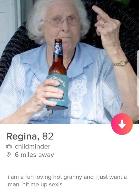 Weird Items, Tinder Fails, Funny Tinder Profiles, Tinder Profiles, Tinder Humor, Tinder Profile, Alfa Alfa, Tinder Dating, Regina George