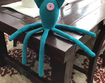 Sarah Merante on Etsy Coraline Octopus, Adventure Time Crochet, Coraline Doll, Octopus Design, Crochet Octopus, I Love This Yarn, Fun Crochet Projects, Diy Crochet Projects, Cute Stuffed Animals