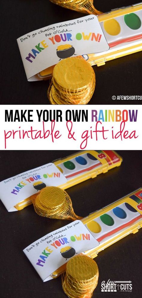 Having a St Patrick's Day or Rainbow Party? You have to check out this Make Your Own Rainbow Printable & Party Favor Idea Rainbow Favors, Sant Patrick, Rainbow Party Favors, St Patrick Day Treats, St Patricks Day Crafts For Kids, St Patrick Day Activities, St Patricks Day Food, Rainbow Printable, Rainbow Parties