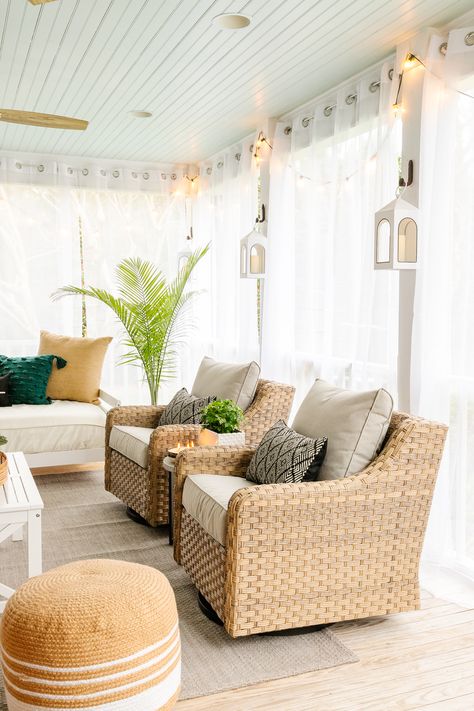 Curtain On Porch, Bug Proof Patio, Back Patio Curtains, Mosquito Curtains For Porch, Mosquito Proof Patio, Screened In Porch Curtains, Enclosed Patio Decorating Ideas, Small Screened In Porch Decorating Ideas, Screen Porch Decor