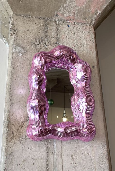 Disco Ball Mirrors, Weird Mirror, Melted Disco Ball Decor, Room Decor Disco Ball, Pink Disco Bathroom, Diy Disco Mirror Frame, Hedonistic Disco Interior, Men Room Decor, Bed Room Disco Ball