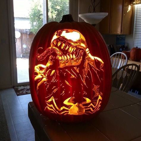 Venom Pumpkin Carving, Marvel Pumpkin Carving, Venom Pumpkin, Scorpio Stellium, Spiderman Pumpkin, Awesome Pumpkin Carvings, Pumpkin Templates, Scary Pumpkins, Pumpkin Patterns