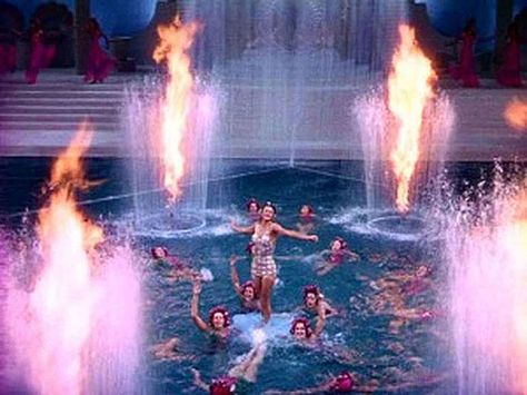 Water Ballet in "Bathing Beauty" - Esther and Busby Esther Williams Movies, Million Dollar Mermaid, Esther Williams, Synchronized Swimming, Mermaid Swimming, Bathing Beauty, Classic Movie Stars, Olympic Athletes, Film School