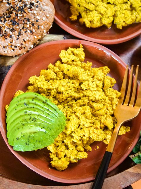 Chef Bai, Vegan Scrambled Eggs, Sunflower Seed Recipes, Raw Breakfast, Plant Based Recipes Breakfast, Scrambled Eggs Recipe, Plantbased Recipes, Soy Free Vegan, Raw Pumpkin Seeds