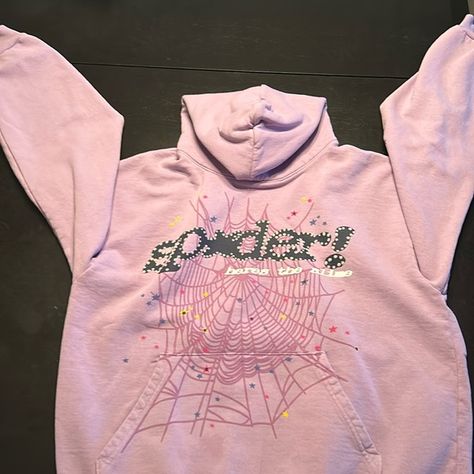 Selling large spider hoodie Spider Hoodie, Large Spiders, Hoodie Ideas, Y2k Girl, Gifting Ideas, Birthday List, Fit Inspo, Christmas List, Fitness Inspo