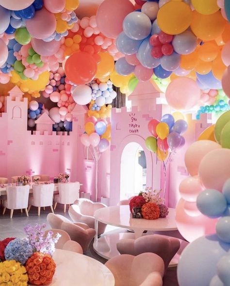 3rd Birthday Party Decorations, Kourtney Kardashian Barker, Butterfly Garden Party, Kylie Jenner News, Birthday Goals, 3rd Birthday Party, Luxury Birthday, Birthday Party Theme Decorations, Dinner Decoration