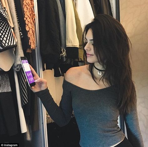 She donates some of it to Goodwill and sells other pieces on eBay, donating some of the pr... Style Kendall Jenner, Kendall Jenner Instagram, Kendall Style, Kendall Jenner Outfits, Kendall And Kylie Jenner, Jenner Style, Kendall And Kylie, Kendall Jenner Style, Kardashian Jenner