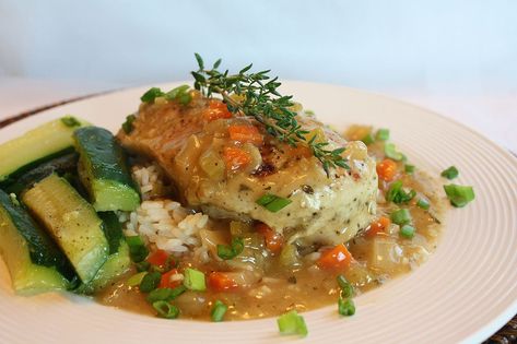 Braised Chicken Breasts in Tasty Mirepoix Ragout Mirepoix Recipe, Ragout Recipe, Crockpot Chicken Spaghetti, Braised Chicken Breast, Crockpot Chicken Breast, Chicken Pasta Bake, Chicken Breast Seasoning, Braised Chicken, Low Sodium Chicken Broth