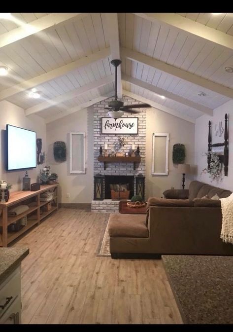 Mobile Homes Farmhouse Style, How To Make A Single Wide Look Like A House, Mobile Home Set Up Ideas, Double Wide Trailer Remodel Living Room, Inexpensive Living Room Makeover, Remodeling A Trailer Double Wide, Double Wide House Ideas, Doublewide Decor Ideas, Farm Trailer House