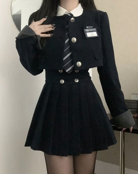 Witch Academia Fashion, School Uniform Outfits Aesthetic, Aesthetic School Uniform, Korean School Outfits, Vetements Clothing, School Uniform Fashion, School Uniform Outfits, Uniform Dress, Kawaii Fashion Outfits