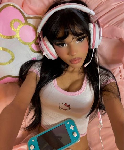 Kawaii Core Makeup, Doll Eye Makeup, Pretty Pink Princess, Ethereal Makeup, Cute Makeup Looks, Makeup For Black Women, Pink Girly Things, Cute Poses, Gamer Girl