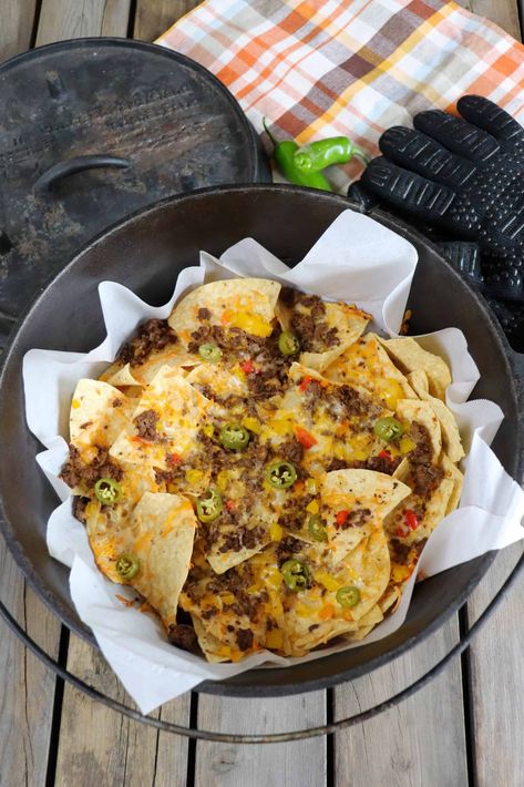 Camp Fire Dutch Oven Meals, Dutch Oven Dinner Recipes For Camping, Oven Nachos, Dutch Oven Nachos Camping Foods, Campfire Dutch Oven Chicken Recipes, Dutch Oven Enchiladas Camping, Dinners Simple, Easy Camping Dinners, Bbq Meals