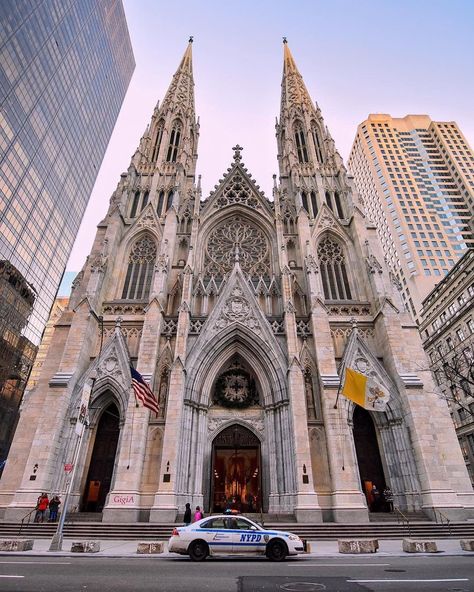 St Patricks Cathedral Nyc, Personal Investigation, New York Architecture, Cathedral Church, States In America, Ny City, Sacred Places, Nova York, Place Of Worship