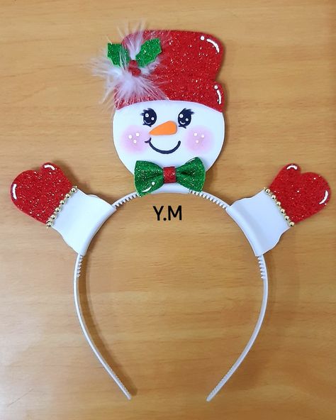 Christmas Head Bands Diy, Felt Headband Diy, Christmas Headband Diy, Diy Hair Accessories Ribbon, Felt Headband, Christmas Hair Accessories, Christmas Carnival, Christmas Headband, Diy Crafts For Kids Easy