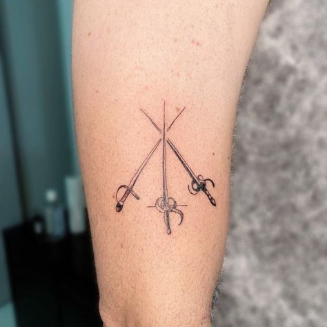 Three Musketeers Tattoo, 3 Musketeers Tattoo, Hornet Tattoo, Siblings Tattoo For 3, Filter Tattoo, Swords Tattoo, Icarus Tattoo, Ink Photography, Tattoo 2023