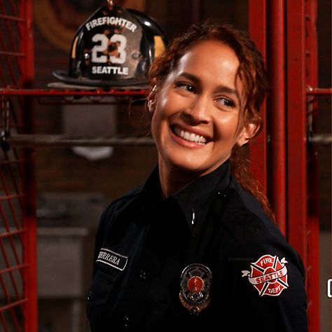 Station 19 Aesthetic, Logan Aesthetic, Jessica Ortiz, Andy Herrera, Jo Wilson, Station 19, Melissa Benoist, Tv Station, Long Brown Hair