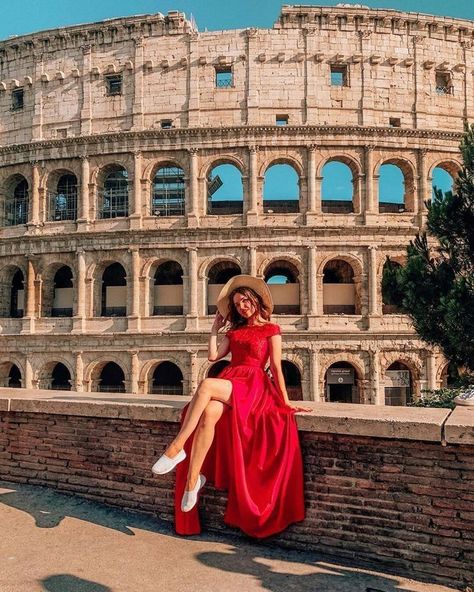 Best & Aesthetic Europe Travel Outfits Ideas Rome Outfits Summer, European Spring Outfits, Parisian Summer Outfits, Spring Travel Outfits, Eurotrip Outfits, London Outfit Ideas, Europe Travel Outfits Summer, Rome Pictures, Rome Outfits