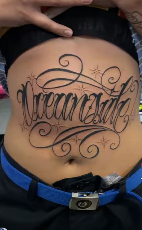 Last Name Stomach Tattoos, Girls Stomach, Stomach Tattoos Women, Belly Tattoo, Rose Hand Tattoo, Belly Tattoos, Grunge Tattoo, Estilo Cholo, Stomach Tattoos