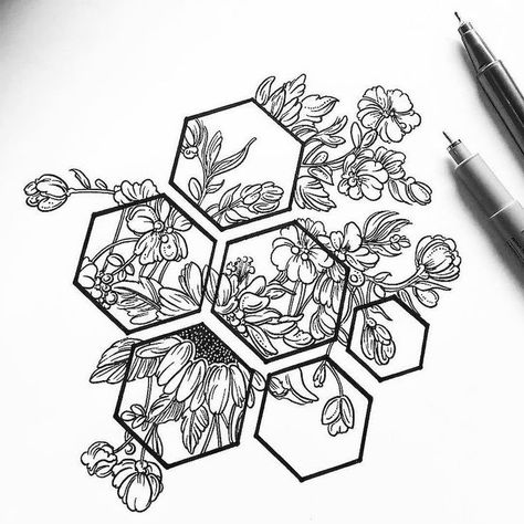 geometric-design-honeycomb-shapes-flowers-black-and-white-pencil-sketch-step-by-step-drawing Hur Man Ritar Blommor, Plant Tattoos, Art Du Croquis, Graffiti Tattoo, Kunst Tattoos, Men Tattoos, Drawing Eyes, Plant Tattoo, Drawing Tattoo