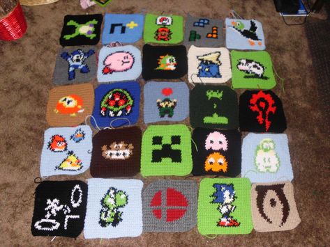 List01gamer Crochet Mario, Crochet Game, Nerd Crafts, The Creeper, Crochet Geek, Geek Crafts, Crochet Blanket Afghan, Manta Crochet, Yarn Projects