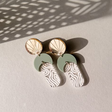 uminous Sunrise Maze Earrings Glowforge Earrings Acrylic, Diy Acrylic Earrings, Laser Cut Earrings Acrylics, Laser Cut Jewelry Acrylic, Acrylic Crafts, Susan Sullivan, Fresh Nails, Bee Cookies, Neutral Earrings