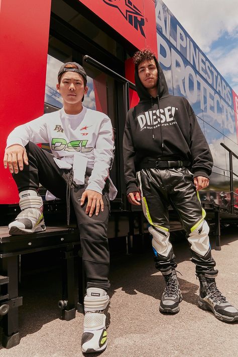 Diesel x Alpinestars Motocross Capsule Collection | HYPEBEAST Desert Outfit Men, Motorcross Outfits, Alpinestars Jacket, Motocross Fashion, Motocross Outfit, Motocross Outfits, Environmental Portraiture, Biker Outfits, Motocross Clothing