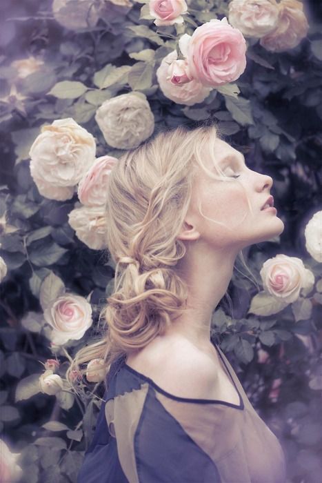 Fantasy Flowers In Her Hair, Model Pose, Foto Tips, Foto Art, Pastel Hair, Christian Lacroix, Foto Inspiration, 인물 사진, Fotografi Potret